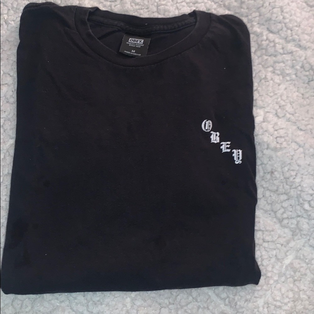 Men’s Obey Tee Shirt Medium